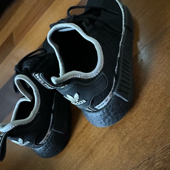 ❤️ADIDAS NMD_R1 BOOST❤️ - Picture 3 of 4